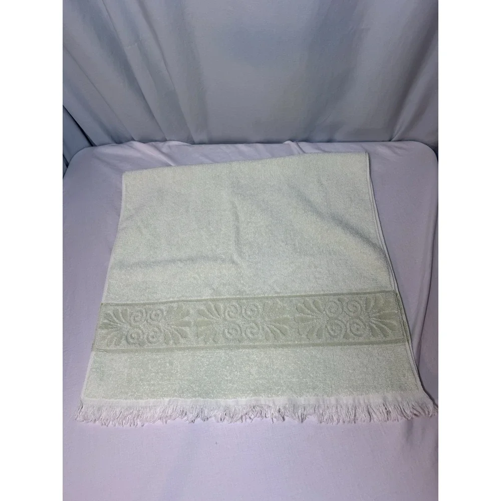 Cannon Monticello Vintage Bath Towel Sculpted Fringe Mint Green USA Retro 80s